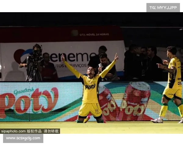 德佩在超级杯中闪耀全场领衔里昂夺冠展现非凡实力